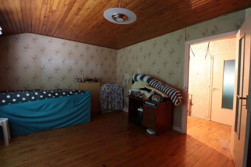 Maison - 170 m² - 8 pièces