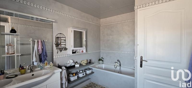 Maison - 170 m² - 8 pièces