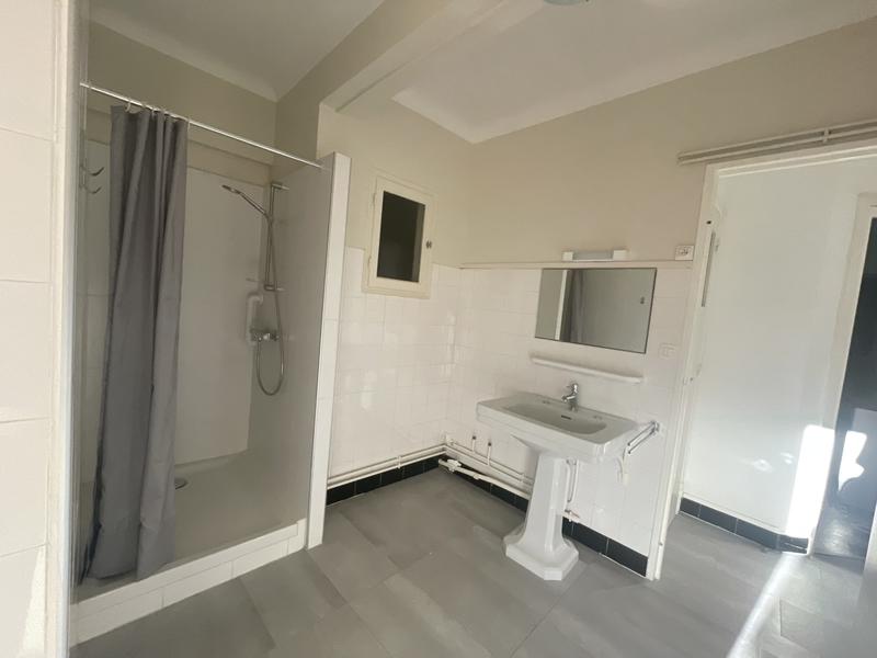 Appartement - 71 m² - 2 pièces