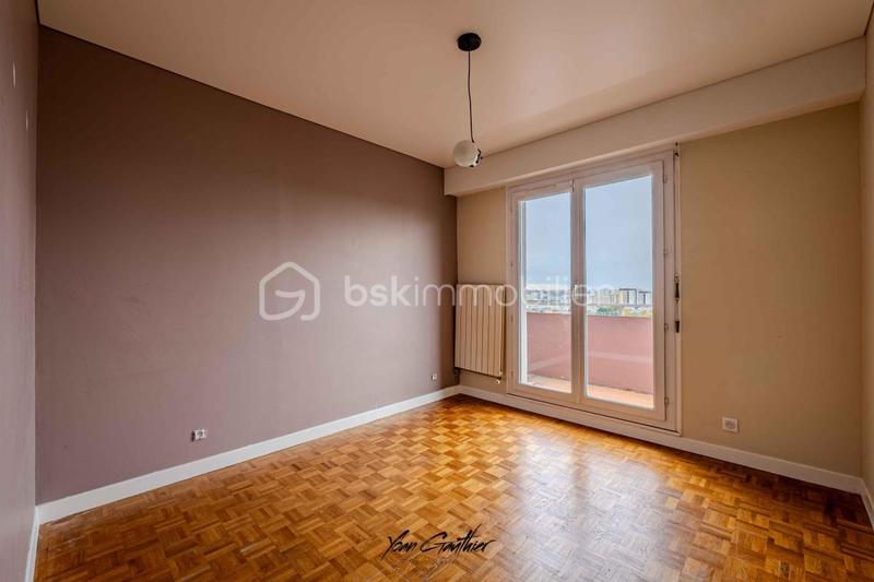 Appartement - 83 m² - 4 pièces