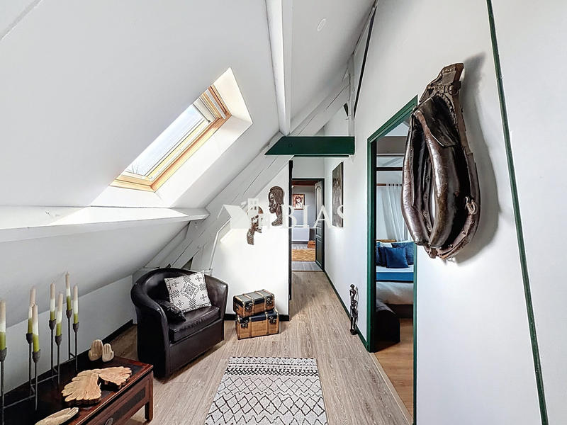 Maison - 170 m² - 7 pièces