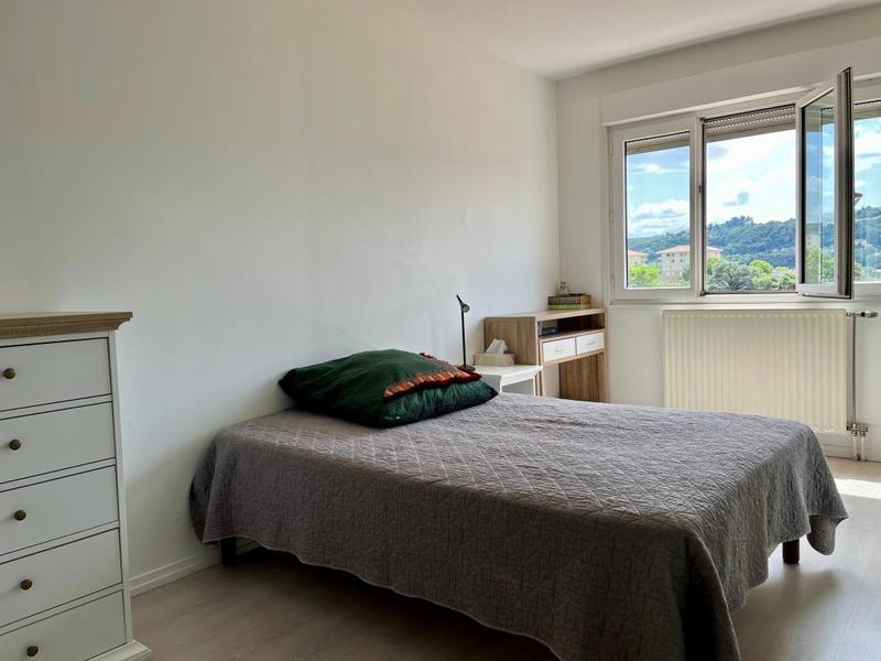 Appartement - 118 m² - 6 pièces