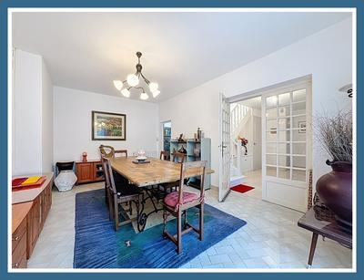 Maison - 157 m² - 6 pièces