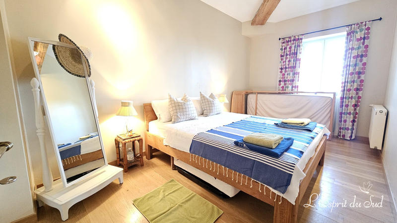 Maison - 298 m² - 10 pièces