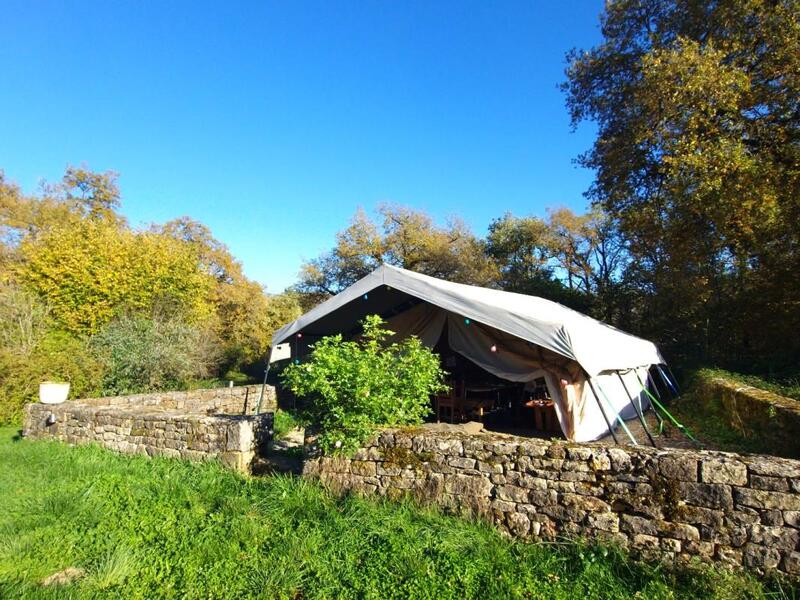 Propriété - 230 m² - 11 pièces