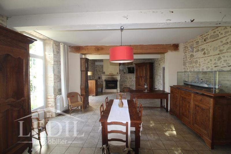 Maison en pierre - 325 m² - 8 pièces