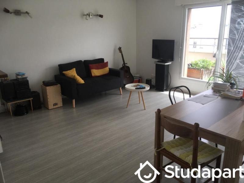 Chambre - 12 m² - 1 pièce