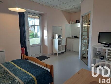 Maison - 465 m² - 17 pièces