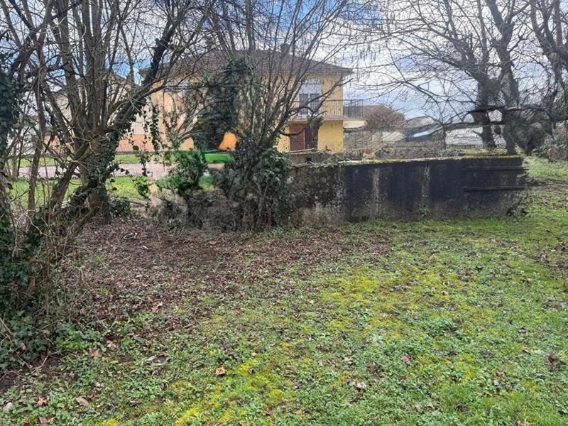 Terrain constructible - 740 m²