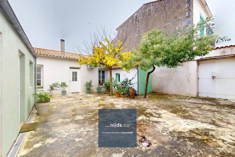 Maison - 137 m² - 6 pièces