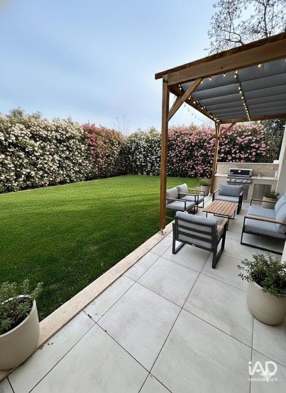 Maison - 96 m² - 4 pièces