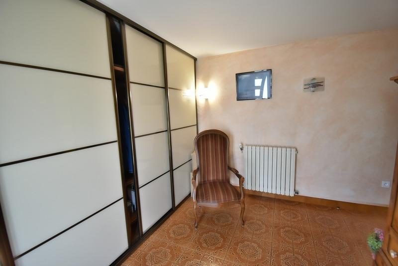 Maison - 96 m² - 6 pièces
