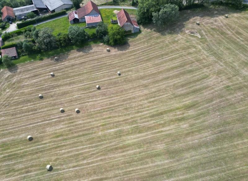 Grange - 326 m² - 3 pièces