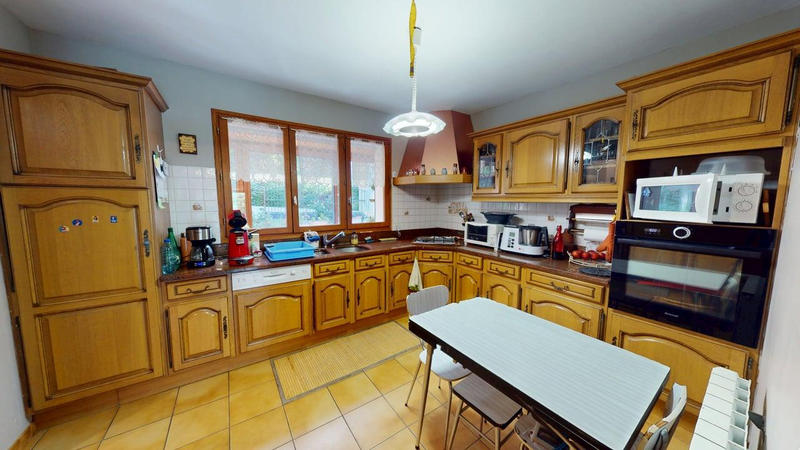 Maison - 172 m² - 7 pièces