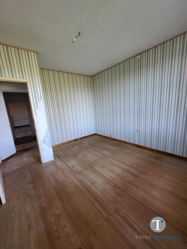 Maison - 206 m² - 6 pièces