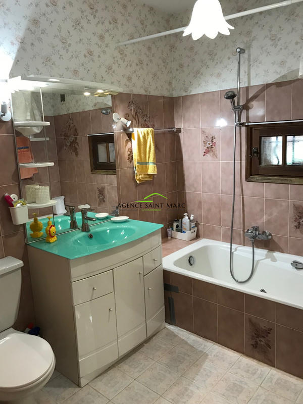 Maison - 176 m² - 5 pièces