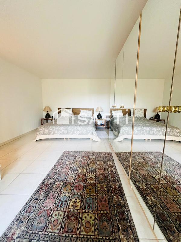 Appartement - 150 m² - 6 pièces