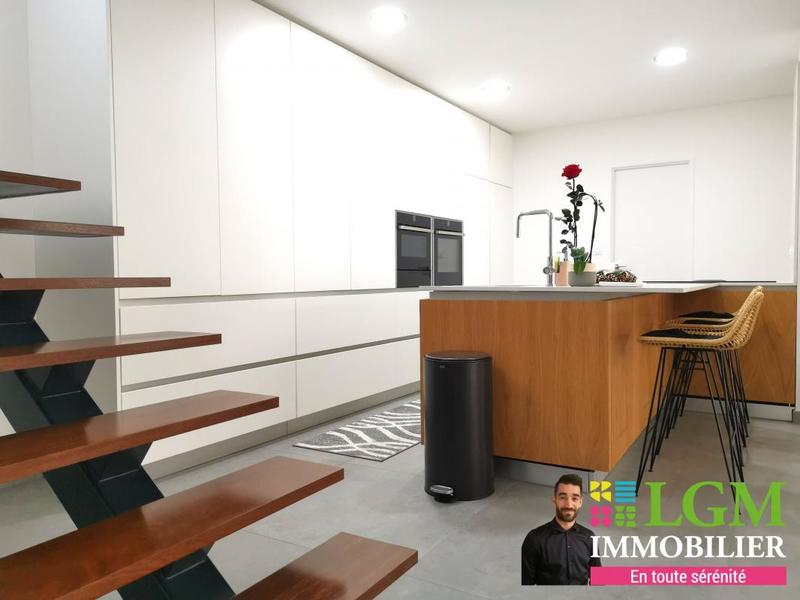 Villa - 183 m² - 6 pièces