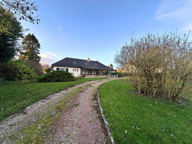 Maison - 160 m² - 7 pièces