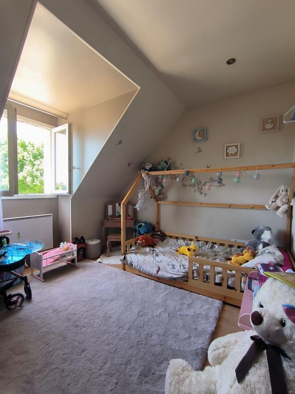 Maison - 187 m² - 9 pièces