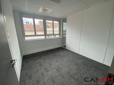 Bureau - 280 m²