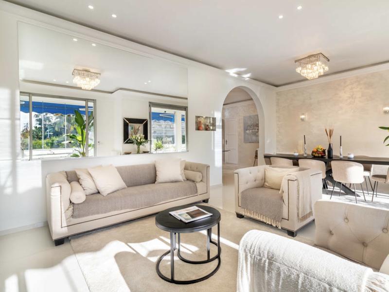 Appartement - 110 m² - 5 pièces