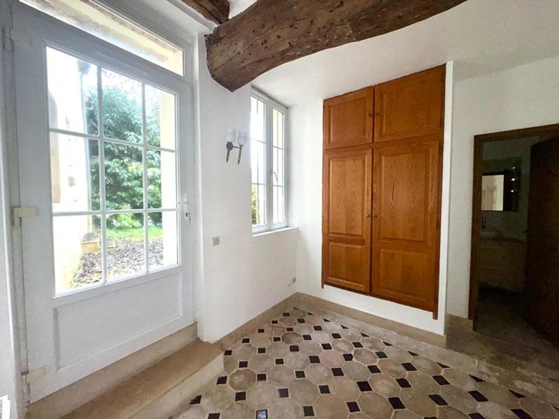 Maison - 290 m² - 11 pièces
