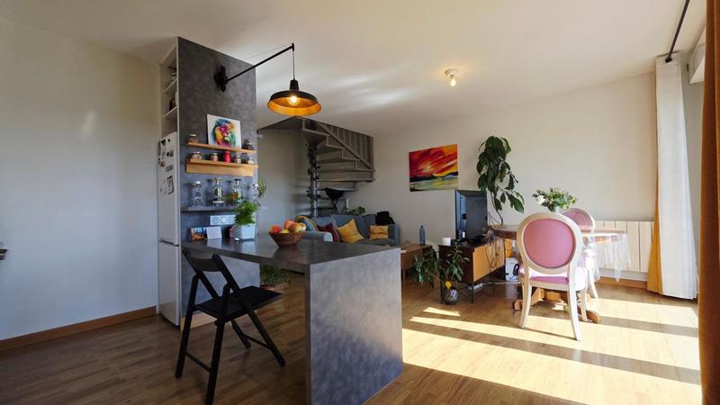 Appartement - 65 m² - 3 pièces