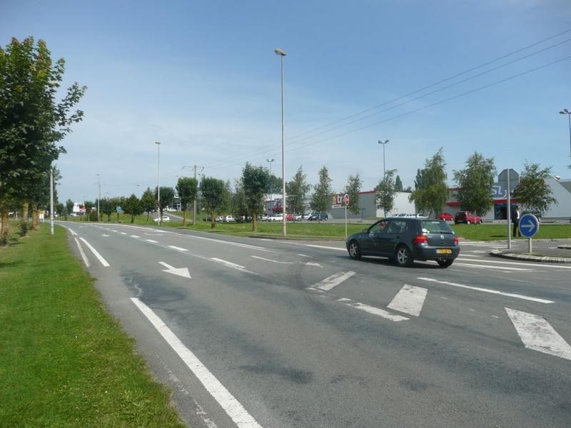 Local commercial - 1 153 m²