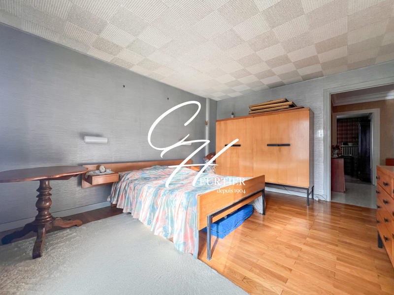 Appartement - 97 m² - 4 pièces