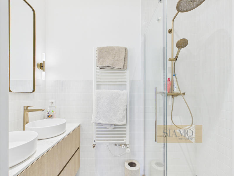 Appartement - 100 m² - 4 pièces