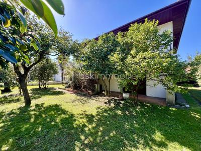 Maison traditionnelle - 165 m² - 6 pièces