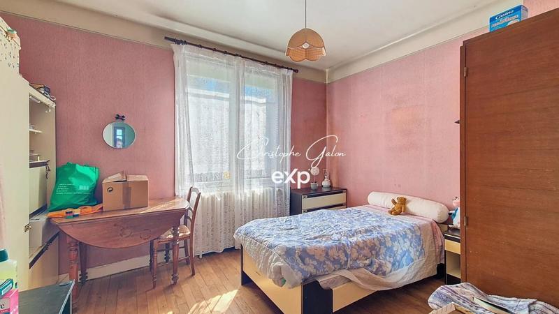 Maison - 140 m² - 7 pièces