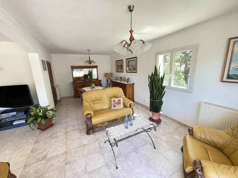 Villa - 200 m² - 7 pièces