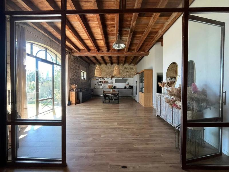 Maison - 292 m² - 8 pièces