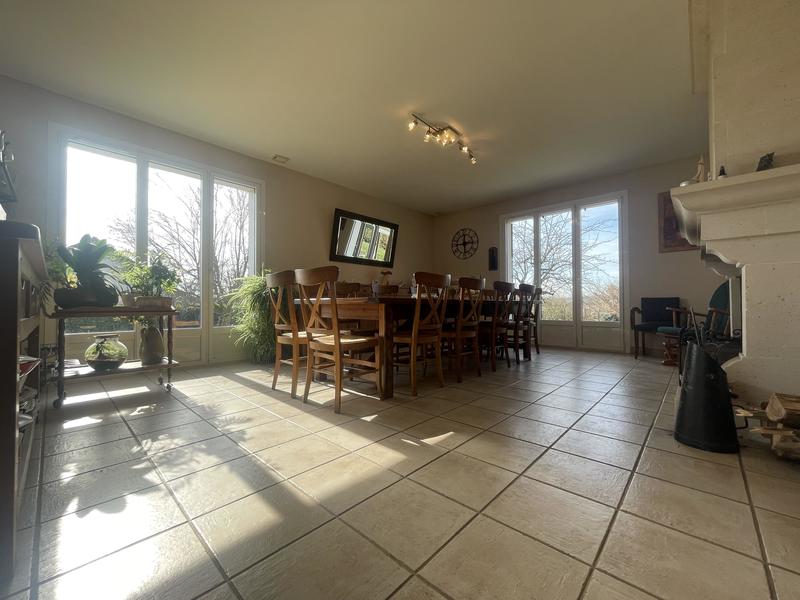 Pavillon - 211 m² - 9 pièces