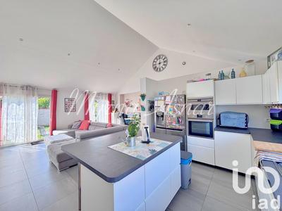 Maison - 106 m² - 5 pièces