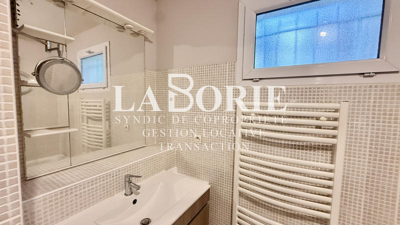 Appartement - 84 m² - 4 pièces