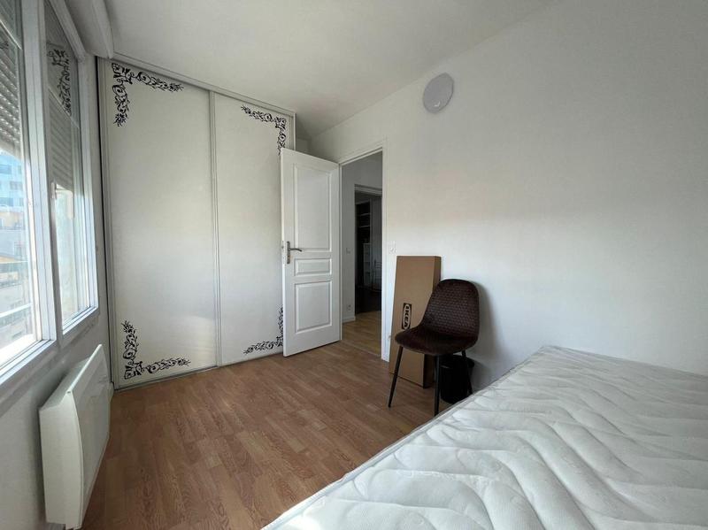 Appartement - 101 m² - 7 pièces