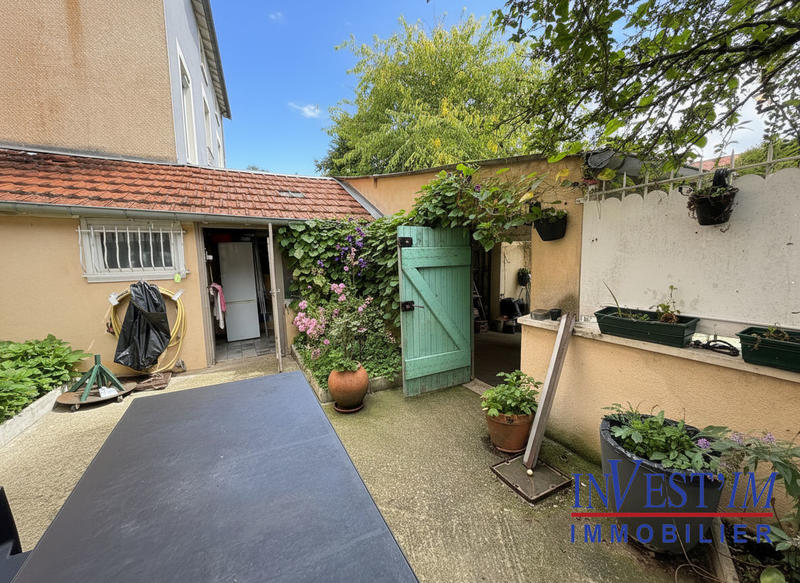 Maison - 190 m² - 8 pièces