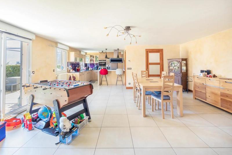 Appartement - 145 m² - 5 pièces