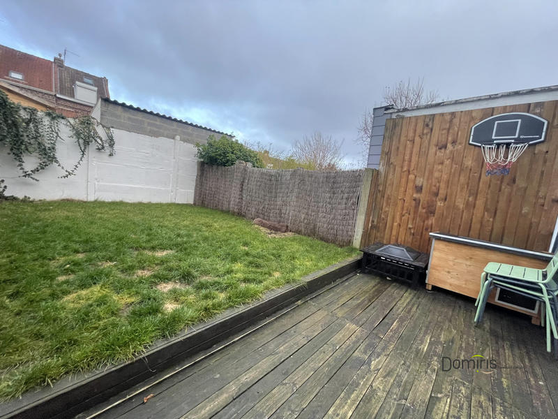 Maison - 96 m² - 4 pièces