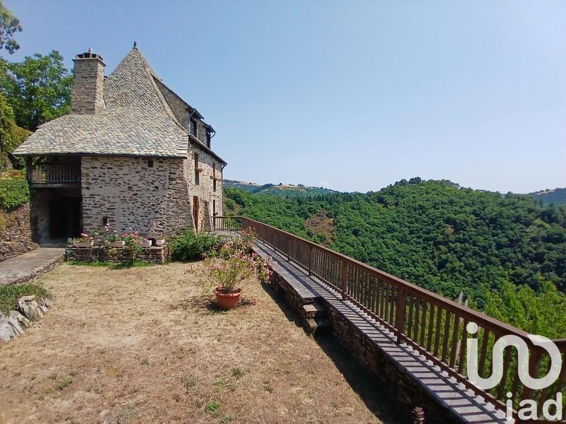 Maison de village - 200 m² - 6 pièces