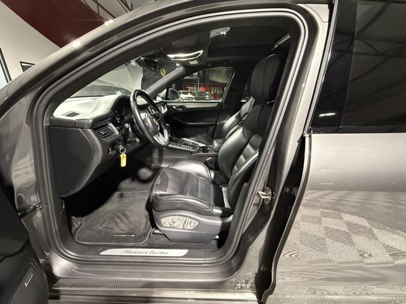 Porsche Macan 3.6 V6 400ch Turbo Pdk