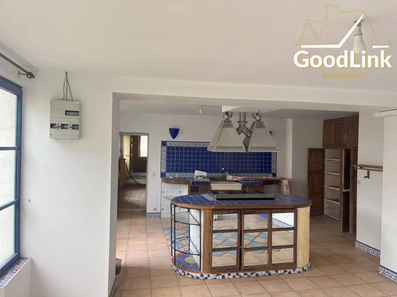 Maison - 150 m² - 5 pièces