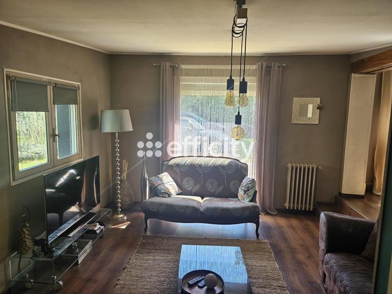 Maison - 187 m² - 5 pièces