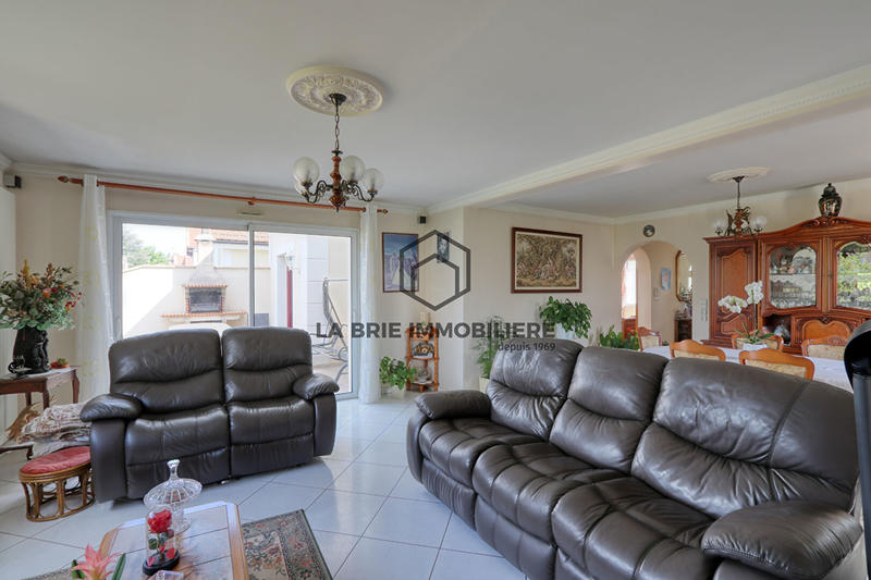 Maison - 130 m² - 6 pièces