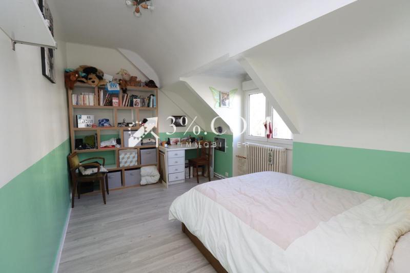 Maison - 138 m² - 9 pièces