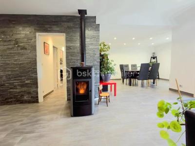 Maison - 115 m² - 5 pièces