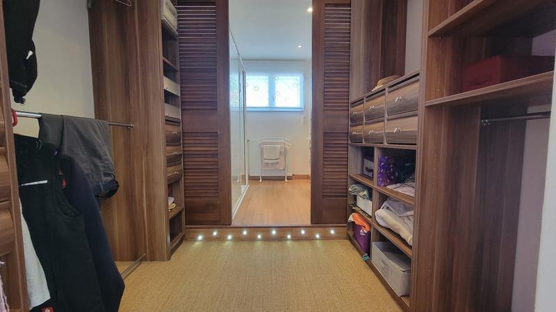 Maison contemporaine - 157 m² - 6 pièces